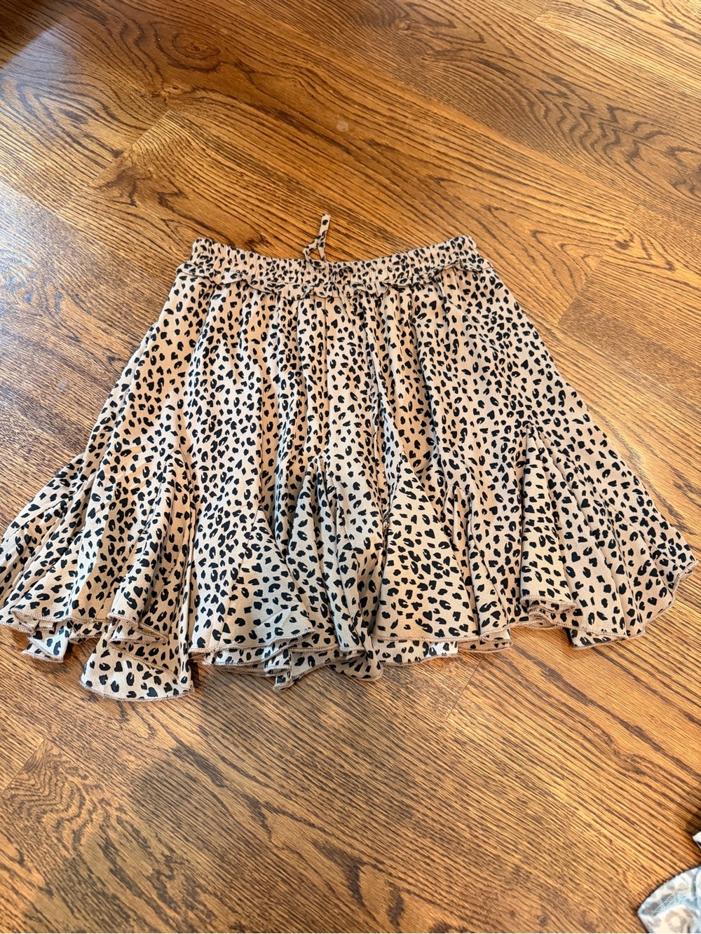 JODIFL Beige & Black Leopard Print Ruffle Skirt
